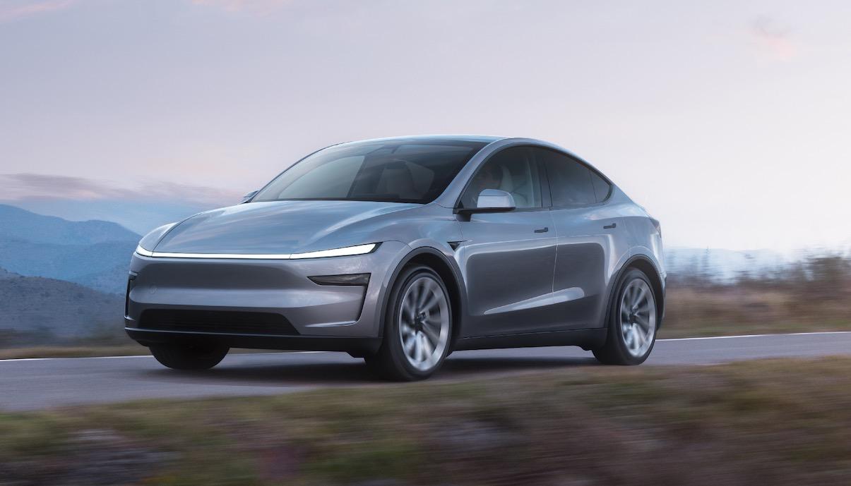 - Apraksts: Tesla ir vadošais elektroautomobiļu ražotājs, kas fokusējas uz ilgtspējīgu enerģiju. Uzņēmums ražo ne tikai automašīnas,bet arī saules paneļus un uzglabāšanas sistēmas